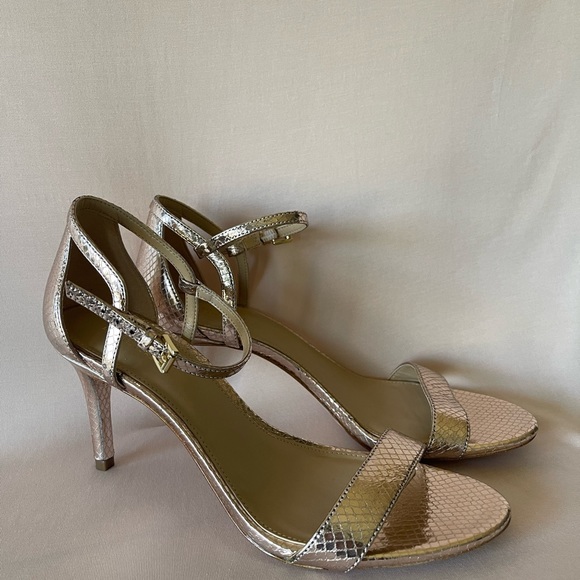 Michael Kors rose golden heels new size us 8.5 NWOT - Picture 7 of 14